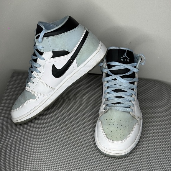 Air Jordan 1 Mid SE 'White Ice Blue' / Size 8.5 Men / Sneakers Shoes - Picture 5 of 10